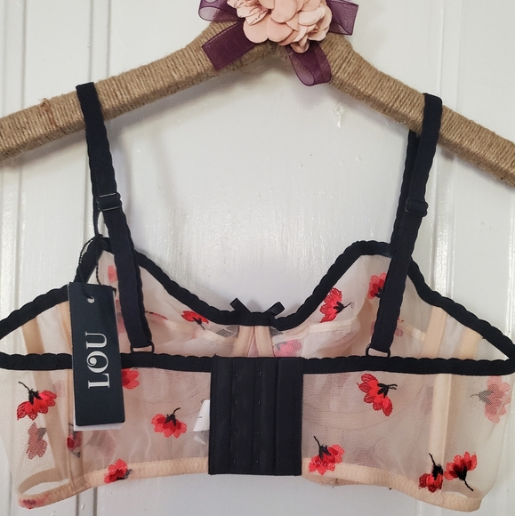 Lou-Paris Rouge Bra - Picture 5 of 5